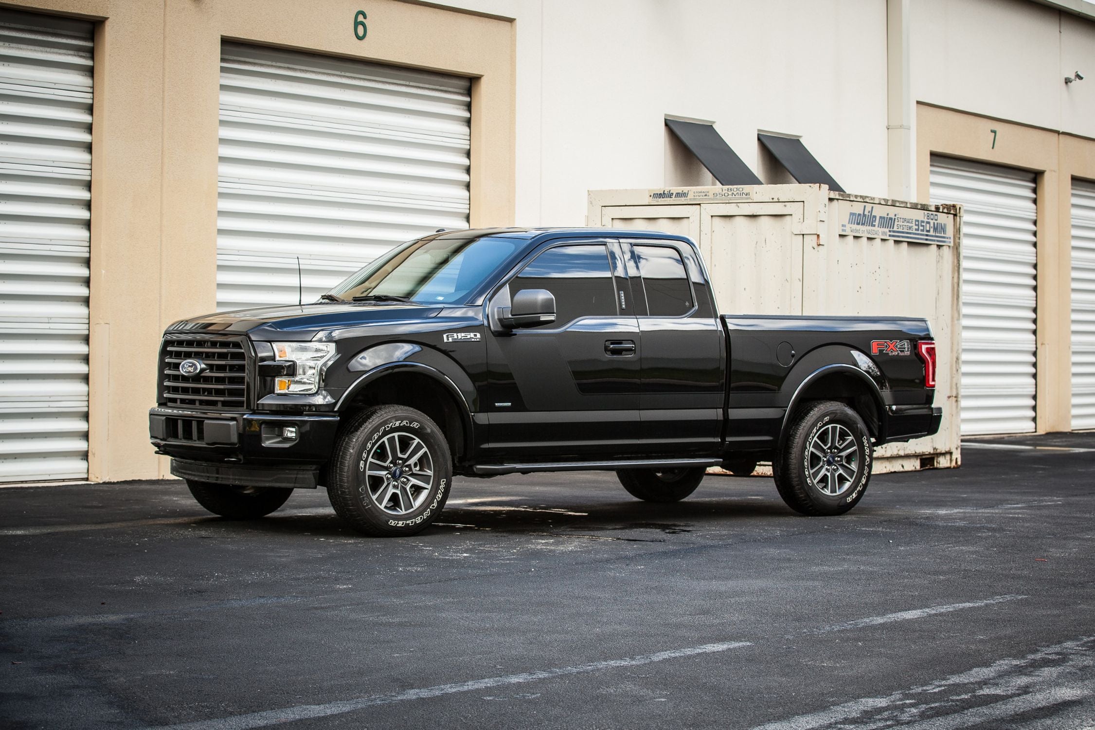 Vehicle image for SB-F-F150SPRCB-10TW3 Stealthbox