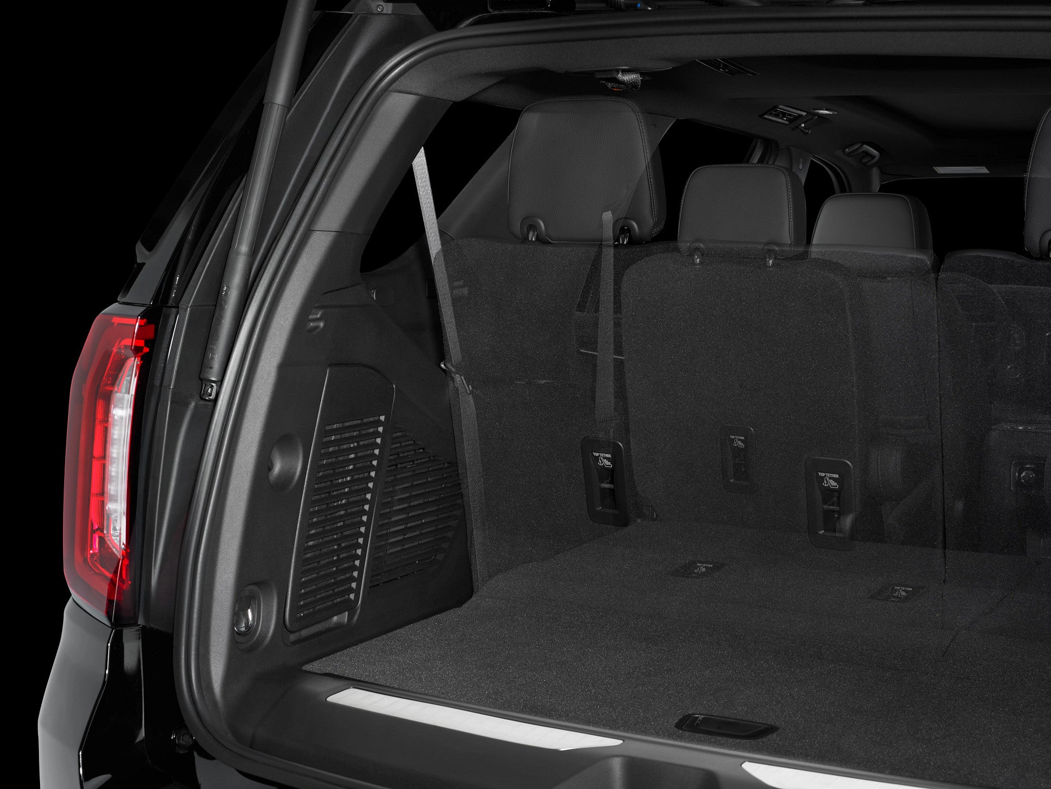 SB-GM-5GSUV/10TW3 installed in cargo area of vehicle